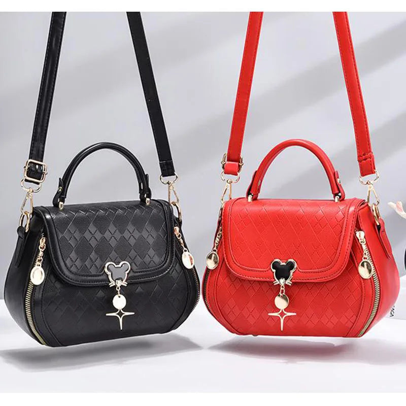 Bolsa Pequena Transveral de Couro Elegante